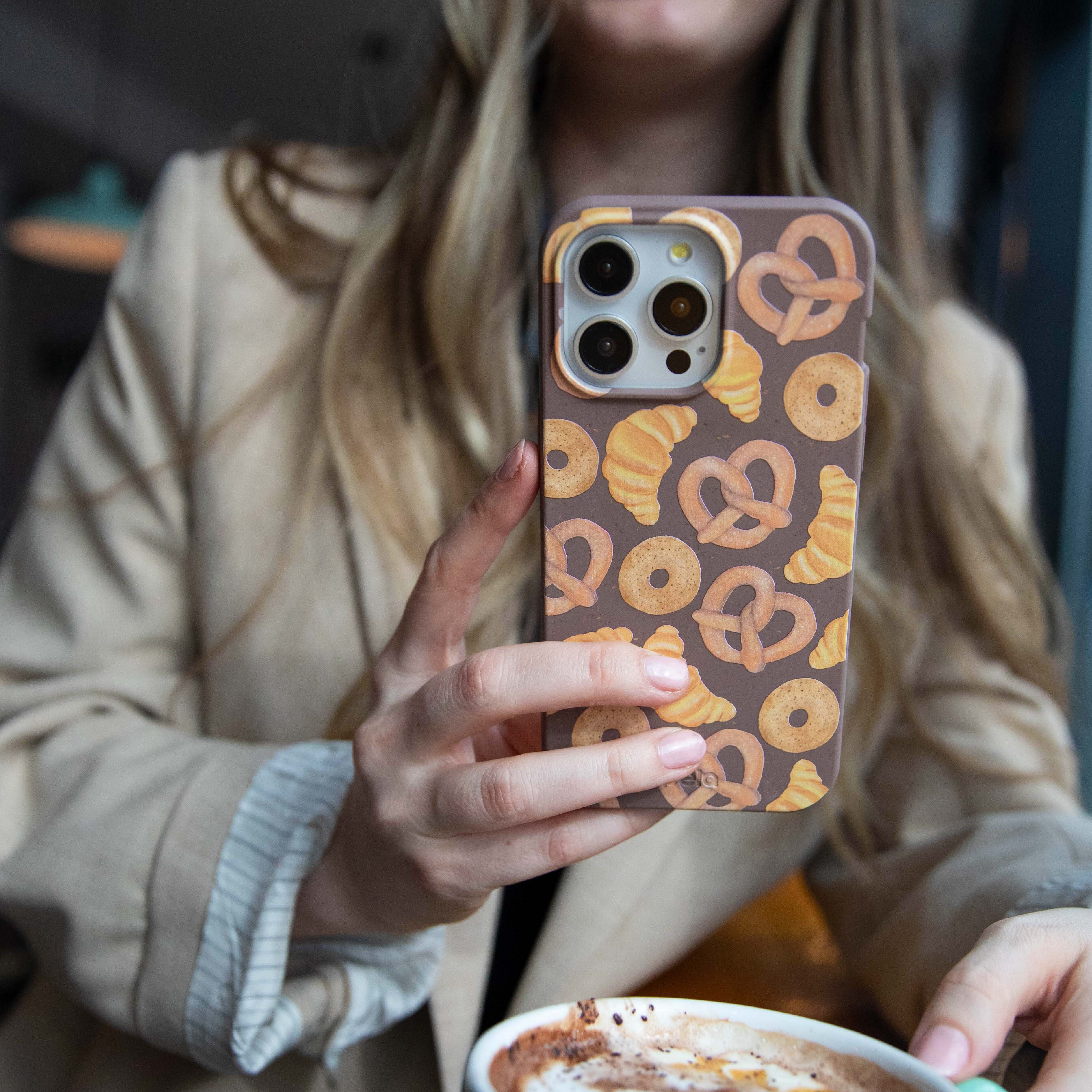 Chocolate Brown Baked Goodies Google Pixel 9/9 Pro Case - Image 5