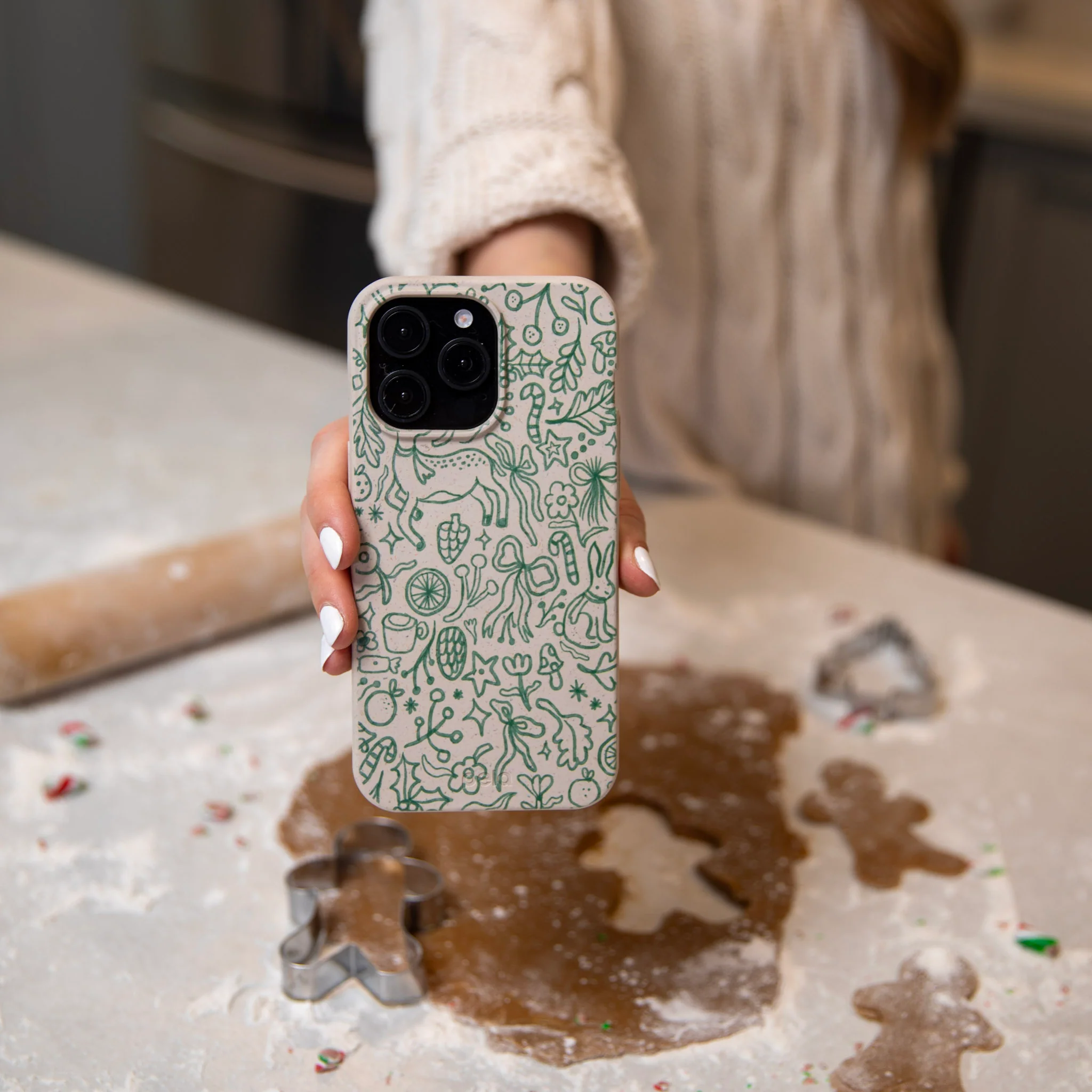 London Fog Cozy Woodland iPhone 16 Plus Case - Image 5
