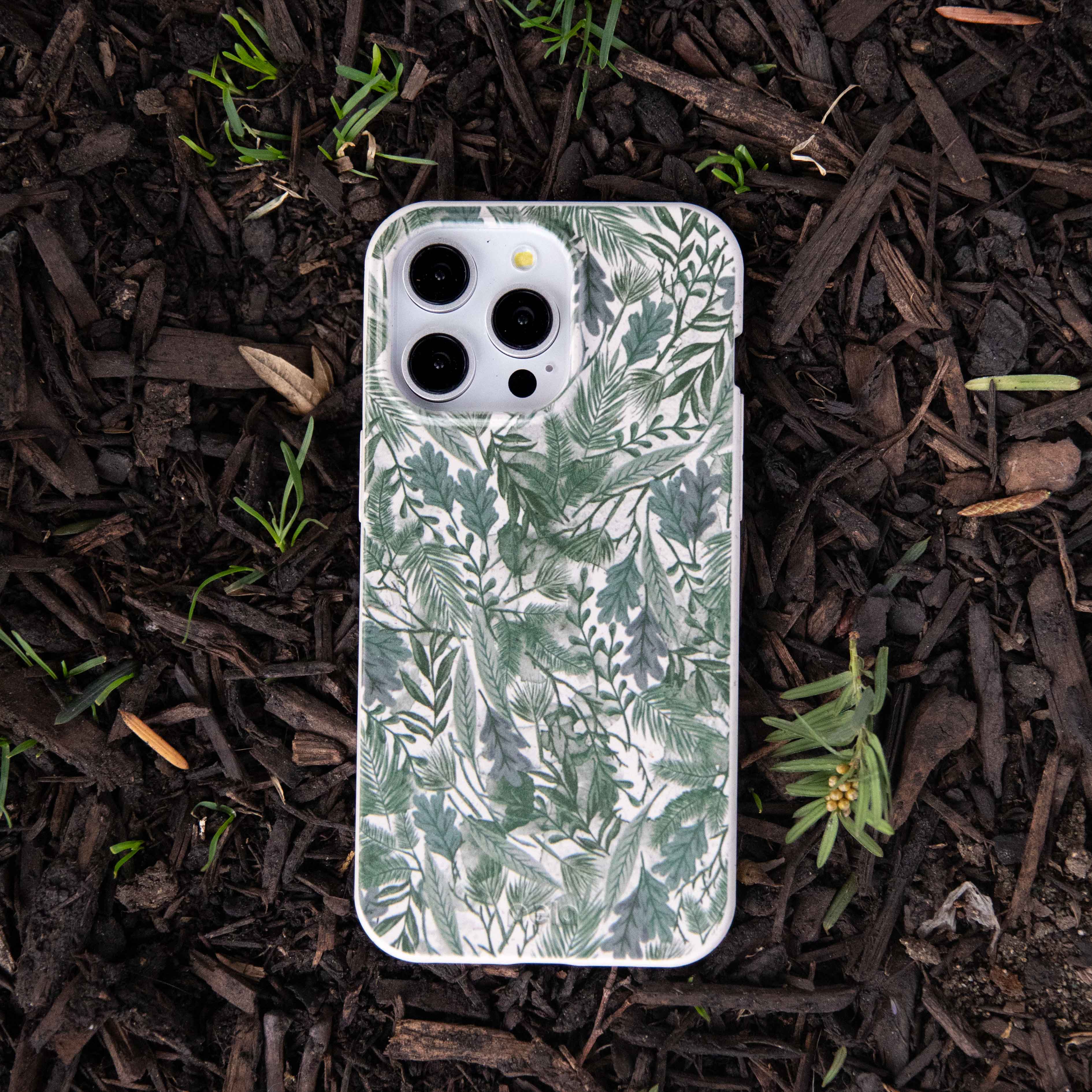 London Fog Leaf Camo iPhone 13 Pro Max Case - Image 6
