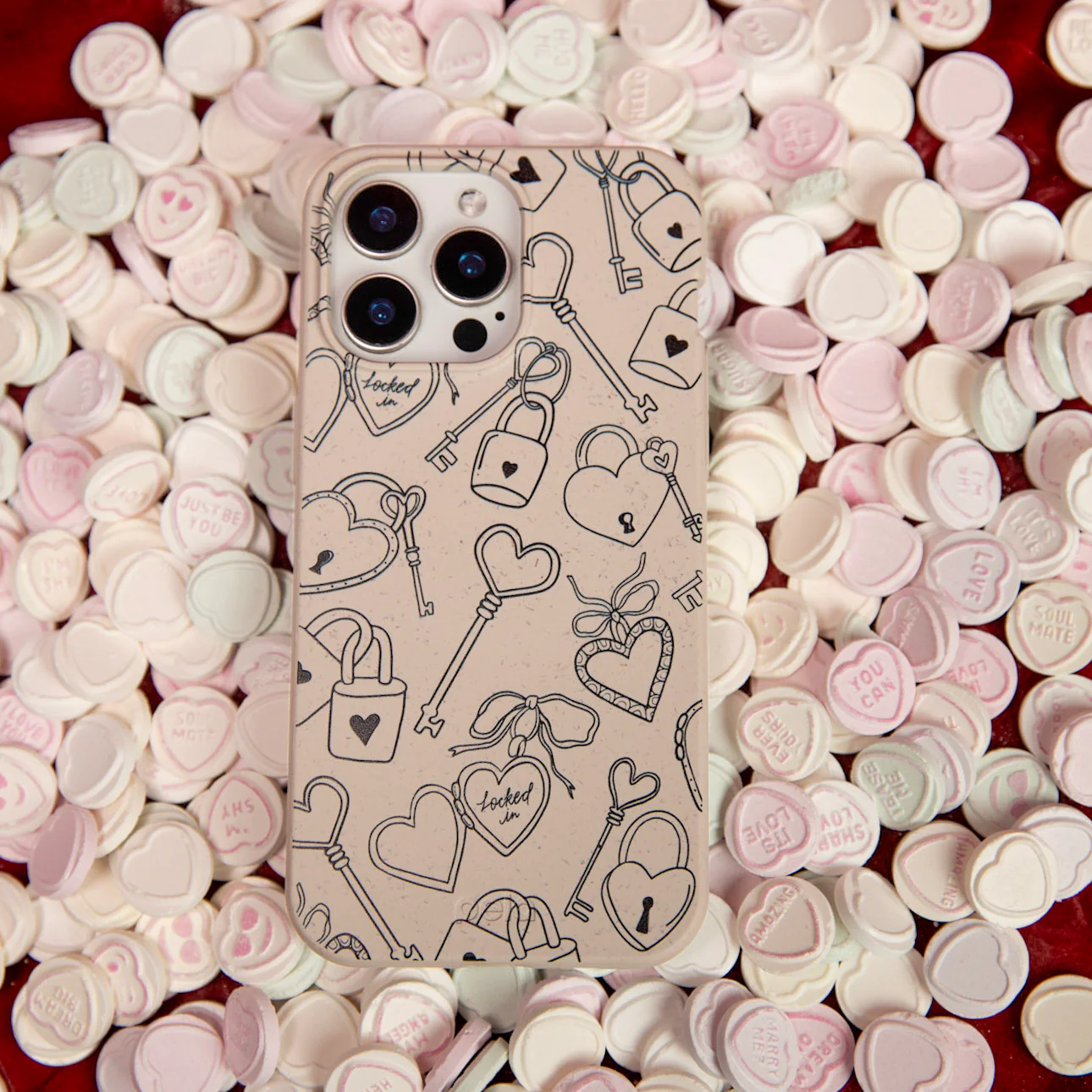 London Fog Locked In Love Google Pixel 7a Case - Image 5