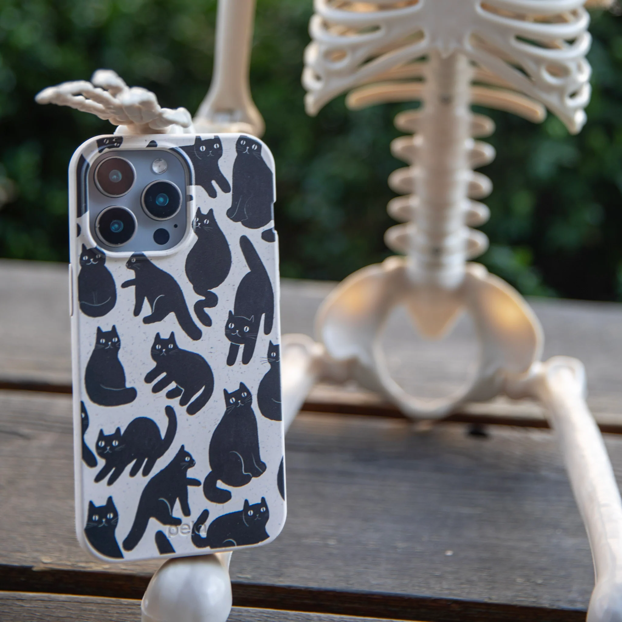 London Fog Night Meowers Google Pixel 7 Case - Image 2