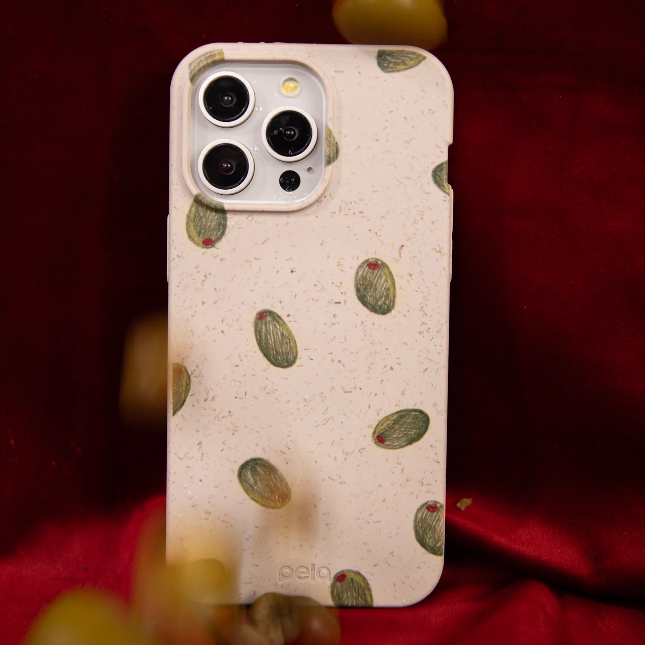 London Fog Olive Party Google Pixel 10/10 Pro Case - Image 2