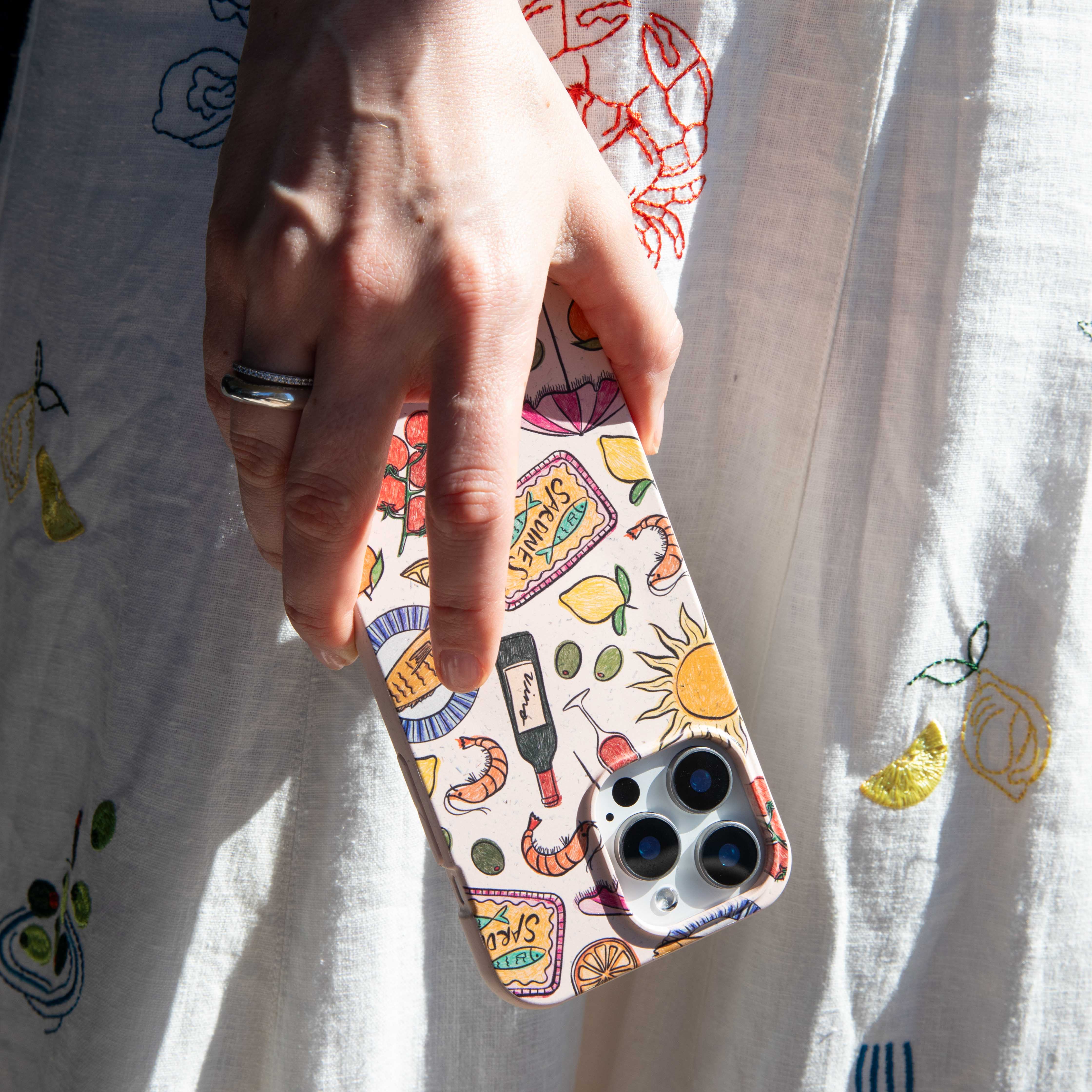 Seashell Coastal Bites Google Pixel 7 Case - Image 2