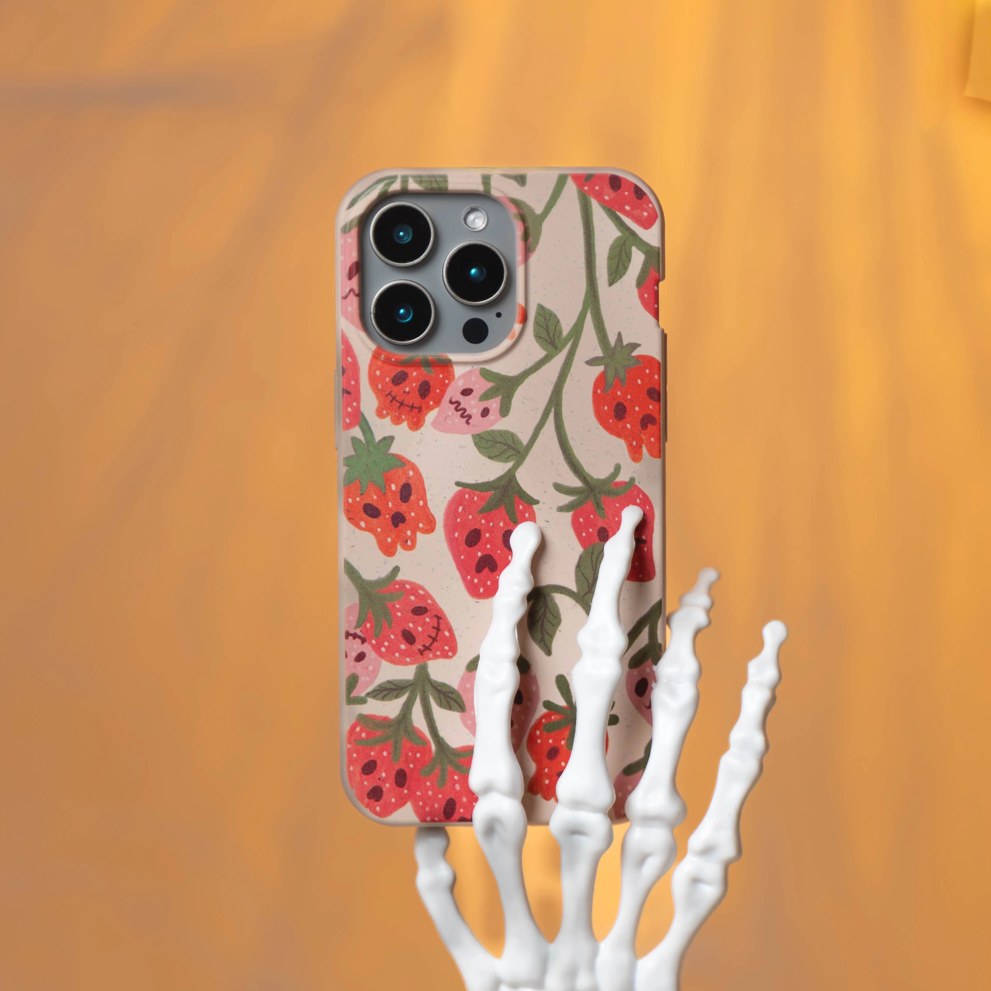 Seashell Strawboories Google Pixel 7 Pro Case - Image 7